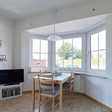 Strandlooper Apartment *